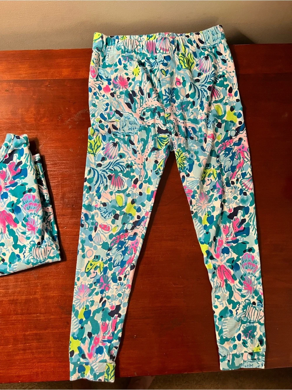 Lilly Pulitzer Dive Bar long pajamas girls size 4